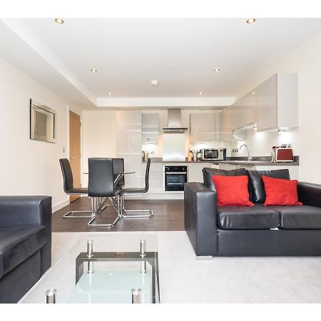 Stylish Flat Near The City Centre - Pass The Keys York Exteriér fotografie