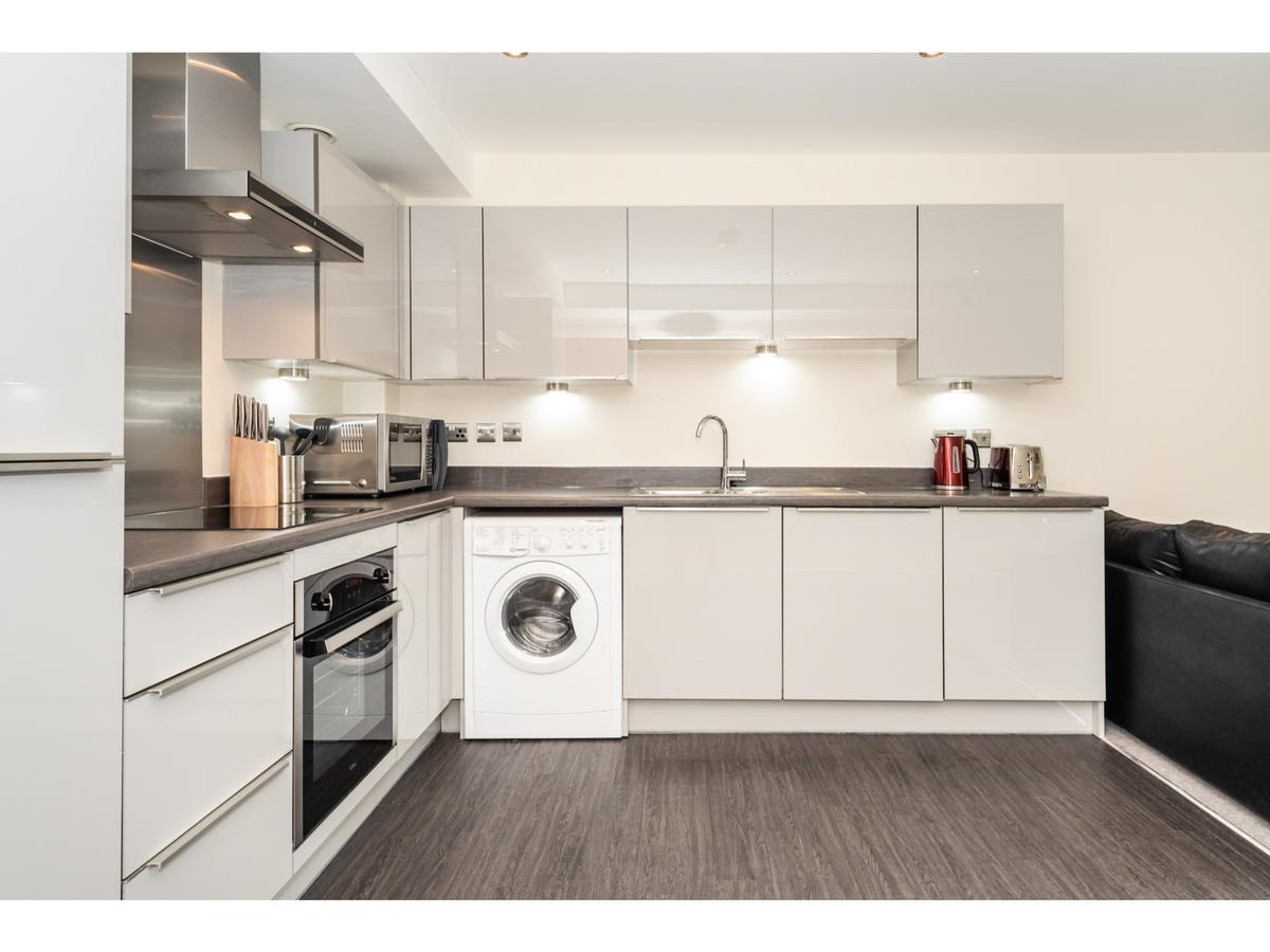 Stylish Flat Near The City Centre - Pass The Keys York Exteriér fotografie