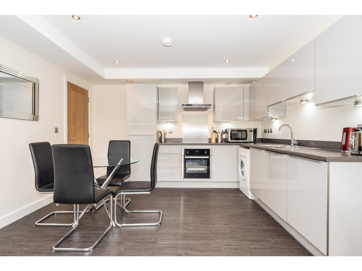 Stylish Flat Near The City Centre - Pass The Keys York Exteriér fotografie